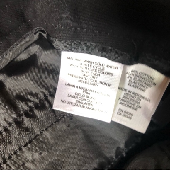 Ann Klein Black Ankle Pants 10 - Picture 10 of 10